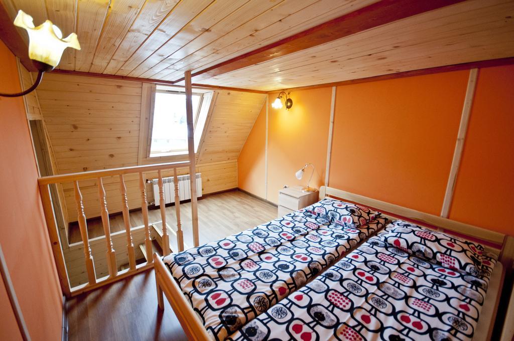 Apartamenty I Domki Biały Dunajec Rum bild